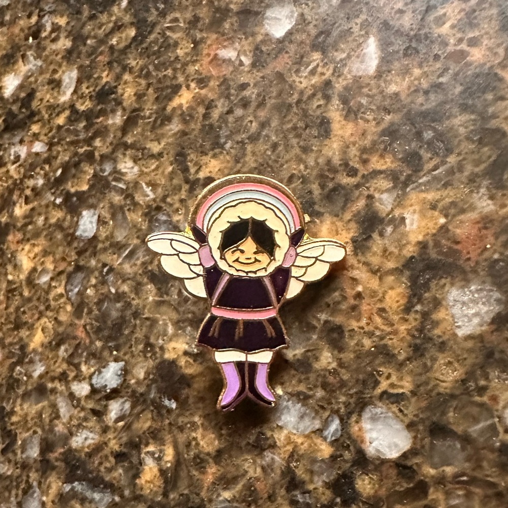 Angel pin